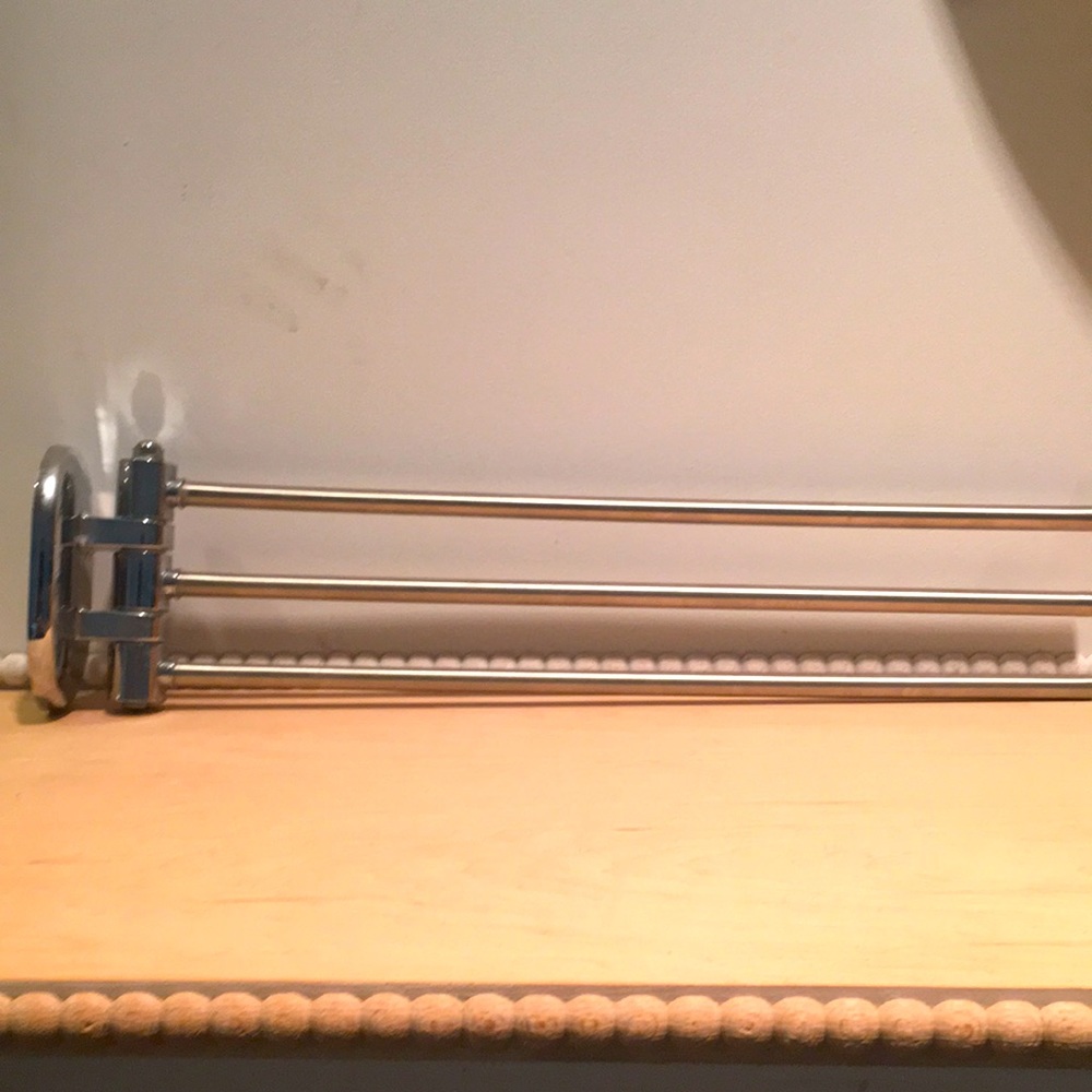 3 arm towel holder
